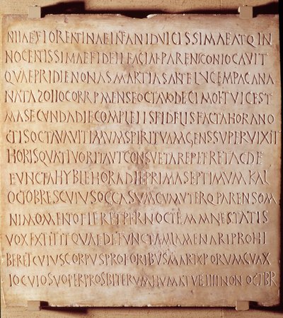 Keresztény ókor: Catania feliratok, amelyek a keresztelések és temetési szertartások lebonyolításának módját írják le, IV. század eleje. Párizsi Louvre Múzeum alkotó: Anonymous Anonymous