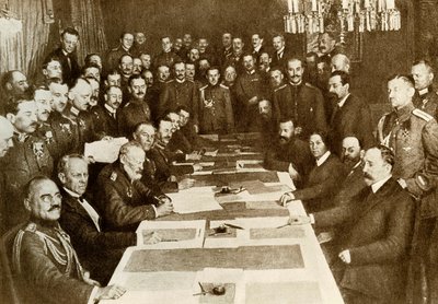 Első világháború: a breszt-litovszki (Breszt-Litovszk) békeszerződés aláírása 1917. március 3-án a németek és az oroszok között. A Bolsevik Birodalomnak más területei vannak, mint Németországnak. A központi birodalmak (vagy Triple Alliance, Németország, Au alkotó: Anonymous Anonymous