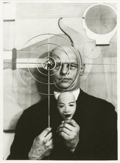 Oskar Schlemmer (1888-1943), Névtelen. fotós alkotó: Anonymous Anonymous