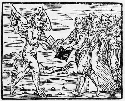 A Sátán egy fekete könyvet ajándékoz a követőinek az evangéliumok könyvéért cserébe - „Compendium Maleficarum”, a boszorkányokkal, szerencsétlenségükkel és válogatásukkal foglalkozik Francesco Maria Guazzo vagy Guaccio vagy Guaccius (15? -16??) 1608 Magáng alkotó: Anonymous Anonymous