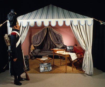 I. Napóleon sátra a bivaknál egy gránátossal gyalog a birodalmi gárda felszálló őrségétől. 19. századi Párizs, Musee de l