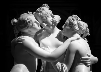 Milánó, Olaszország - 2020. június: Antonio Canova szobra, A három grácia (Le tre Grazie)...., 2019 (fotó) alkotó: Antonio Canova