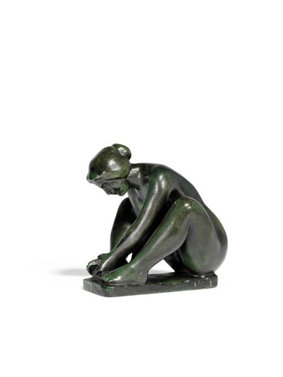 Guggoló Lány, Aki Egy Lábát tartja alkotó: Aristide Maillol
