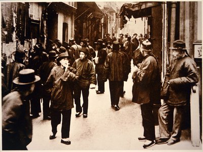 Ross Alley „Szerencsejátékosok utcája”, Kínai negyed, San Francisco alkotó: Arnold Genthe
