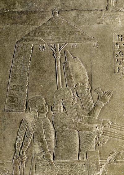 Assurbanipal király (Kr. e. 669-626) szekerét ábrázoló relief, a baldachin részlete, Assurbanipal palotájából Ninivében (kő). alkotó: Assyrian