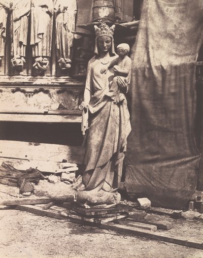[Szűz és gyermek szobra, Notre Dame, Párizs], 1853-1854. alkotó: Auguste Mestral