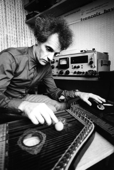 Francois BAYLE alkotó: Bernard Perrine