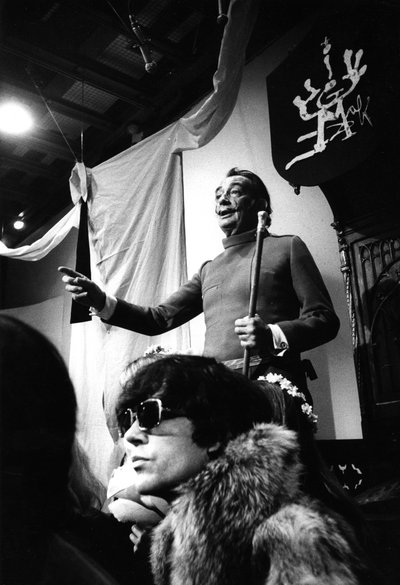 Salvador Dalí alkotó: Bernard Perrine