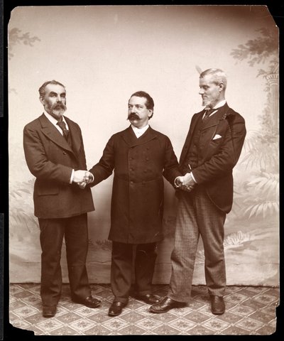 Samuel Gompers, John Burns és Holmes munkásvezetők, 1893-4 (ezüst zselatinos nyomat) alkotó: Byron Company