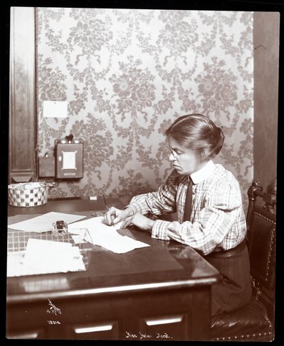 Helen Marot kisasszony, 1904 (ezüst zselatin nyomat) alkotó: Byron Company