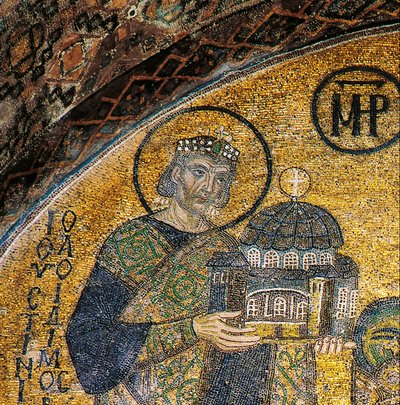 Justinianus császár bemutatja a Hagia Sophiát a Szűznek és a Gyermeknek (mozaik) alkotó: Byzantine