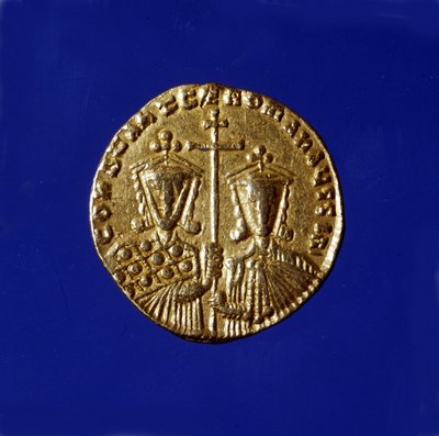 Arany érme VII. Konstantin Porphyrogenet császár (913–959) és fia, II. Római (959–963) képmásain. alkotó: Byzantine