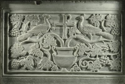 Páva és szőlő (márvány) alkotó: Byzantine School