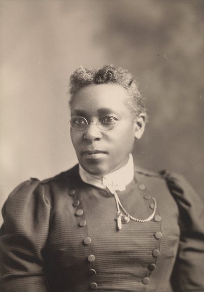 Susan Bell kabinetkártyája, 1894. február-március 5. alkotó: C. M. Bell Studio