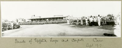 Az egyiptomi csapatok és szőnyegek felvonulása, Kairó, 1917. szeptember alkotó: Capt. Arthur Rhodes