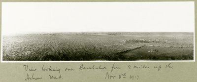Kilátás Beersebára két mérföldről a Hebron Roadra felfelé, 1917. november 3 alkotó: Capt. Arthur Rhodes