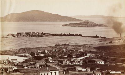 Alcatraz & Black Pt. az orosz hegyről, S.F. alkotó: Carleton Watkins