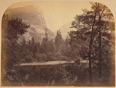 [A tó - Yosemite] / [Ah-Wi-Yah-tó, Yosemite] / [Mirror Lake és Watkins-hegy, Yosemite] alkotó: Carleton Watkins