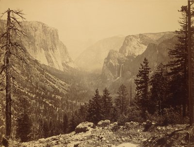 A Yosemite-völgy az Inspiration Pointról, Mariposa-ösvény / A völgy általános képe az Inspiration Pointról alkotó: Carleton Watkins