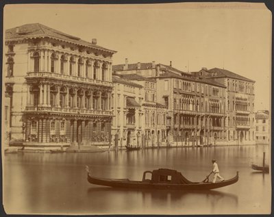A Rezzonico, Giustiniani és Foscari paloták a Canal Grande mentén alkotó: Carlo Naya