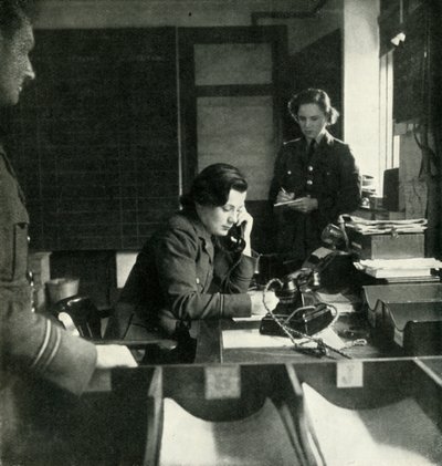 A Station Intelligence Room, 1943. alkotó: Cecil Beaton
