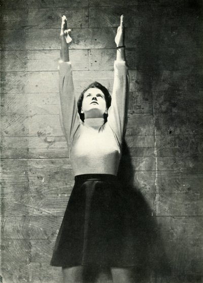 P.T. oktató, c1943. alkotó: Cecil Beaton