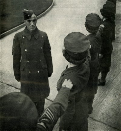 R.A.F. Drills Airwomen őrmester, 1943. alkotó: Cecil Beaton
