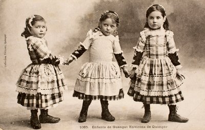 Régi képeslap/Guengat/Finistere/Bretagne/Franciaország gyerekek alkotó: Augustus Kollner