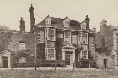 Ház a felvonuláson, Arundel, Sussex alkotó: Charles Latham