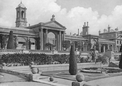 Az Orangery Terasz alkotó: Charles Latham