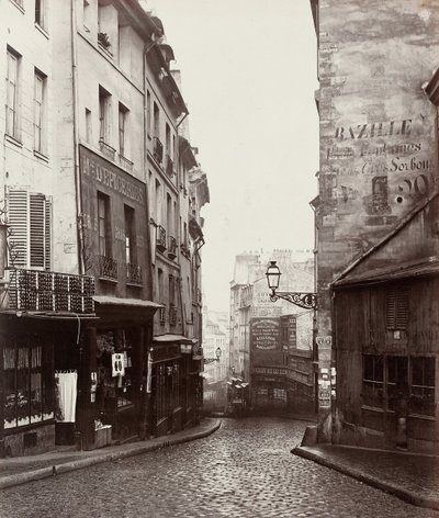 Rue de la Montagne-Sainte-Geneviève a Rue LaPlace... kereszteződése közelében, 186569. alkotó: Charles Marville