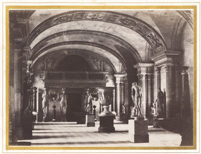 Kariatidák szobája, a Louvre Múzeumban, c. 1851. alkotó: Charles Marville