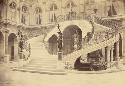 [Lépcsőház, a Hôtel de Ville belseje] alkotó: Charles Marville