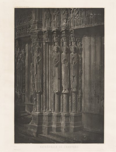 XIII. tábla – Chartres-i katedrális, szoboroszlopok a királyi bejárat központi ajtajában (XIII. tábla – Chartres-i székesegyház, szoboroszlopok a királyi bejárat központi ajtajában) alkotó: Charles Nègre, André Jammes