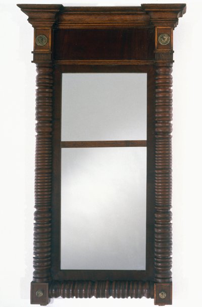 Looking Glass, c. 1830-1837 (mahagóni és cseresznye; keleti fehér fenyő, puha juhar, sárgaréz és tükörüveg) alkotó: Charles del Vecchio