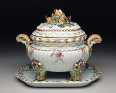Tureen-on-stand, 1775 körül alkotó: Chinese School