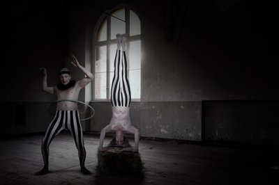 Sötét cirkusz – Fejállás alkotó: Christine von Diepenbroek