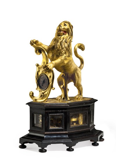 Feltűnő és automata oroszlánóra, 1640 körül (aranyozott sárgaréz és ébenfa) alkotó: Christoff Miller