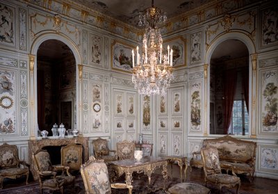 Kilátás a Chateau de Champs sur Marne nagy nappalijára. Christophe Huet (1700-1759) díszítette alkotó: Christophe Huet