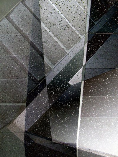 Geometrikus betonabsztrakció alkotó: Claudio Boczon