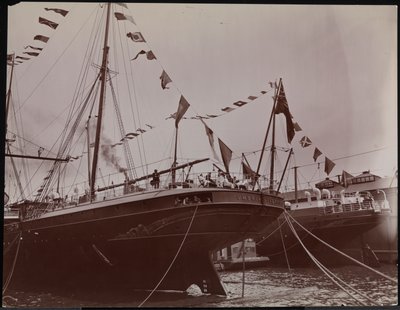 S.S. "Umbria" a dokknál, 1897 körül (f/w fotó) alkotó: Company Byron