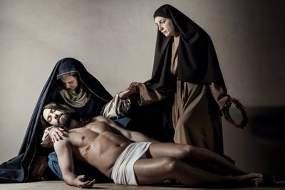 Pieta – Krisztus siratása alkotó: Corrado La Licata