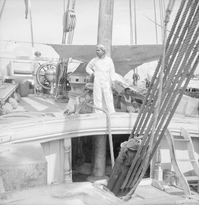 Egy indiai kotia típusú dhow fedélzetén, amely Colombóban, Ceylonban horgonyzott. alkotó: David Watkin Waters