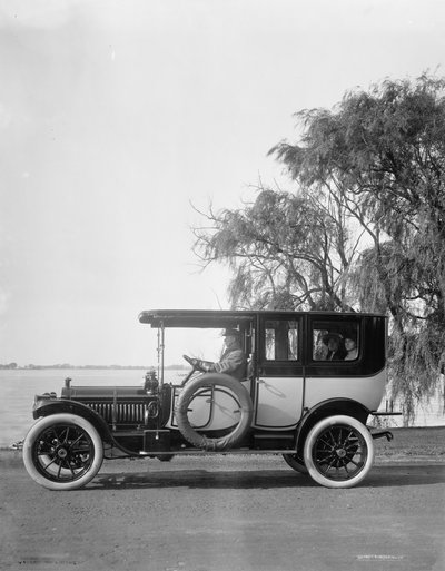 Packard 1912 szedán alkotó: Detroit Publishing Co.