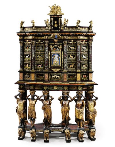 XIV. Lajos állványos szekrény (aranyozott bronz, pietra dura, teknőspáncél, kőris, ebonizált és aranyozott parcella) (lásd még: 1766356-7) alkotó: Domenico and Gobelins workshop (attr. to) Cucci
