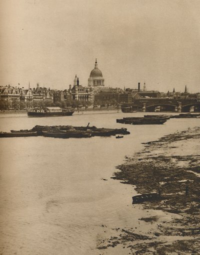 Embankment és Blackfriars a Waterloo híd déli végétől, 1935. alkotó: Donald McLeish