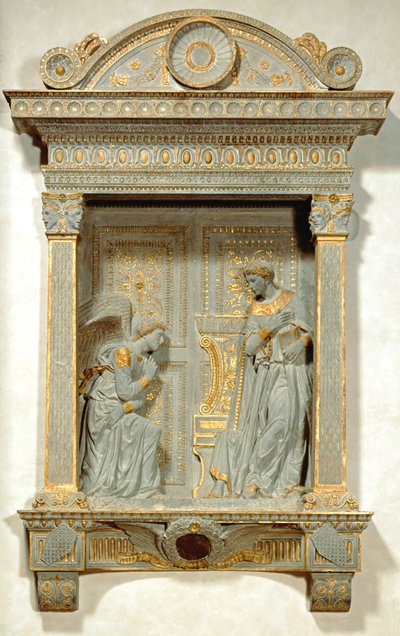 Az Annunciáció (kő és arany) alkotó: Donatello