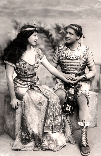 Ruth Vicent 1877-1955 és Roland Cunningham a 20. század eleji Amasis egyik jelenetében. alkotó: Dover Street Studios