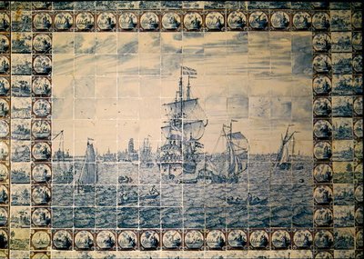 Delft csempepanel a fürdőszobából, hajózási jelenetet ábrázolva (fajansz) alkotó: Dutch School