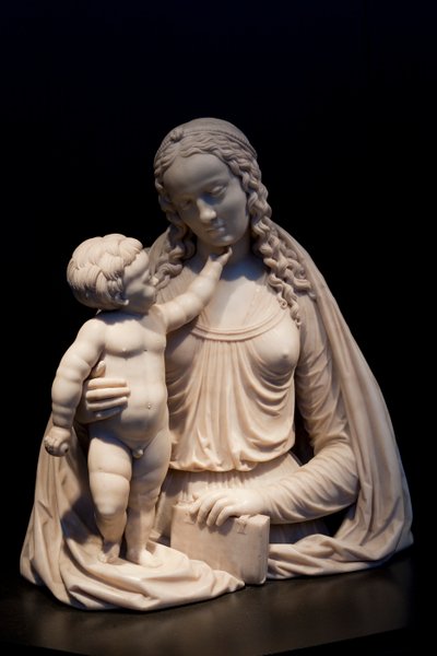 Szűz és gyermek, 1525 körül, Katedrális Kincstár, Szent Mihály és Szent Gudula székesegyház (fémmunkák) alkotó: Dutch School